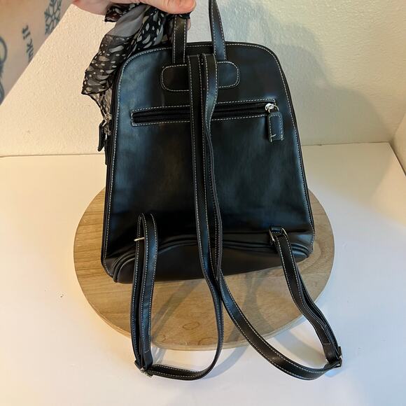 Vintage 90s Black Square PVC Leather Scarf Tie Medium Backpack - Picture 5 of 15